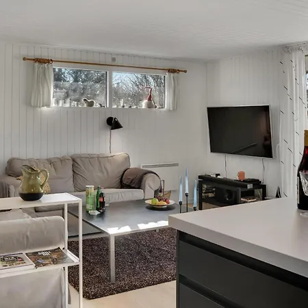 Beautiful In With Wifi And 3 Bedrooms Vakantiehuis *