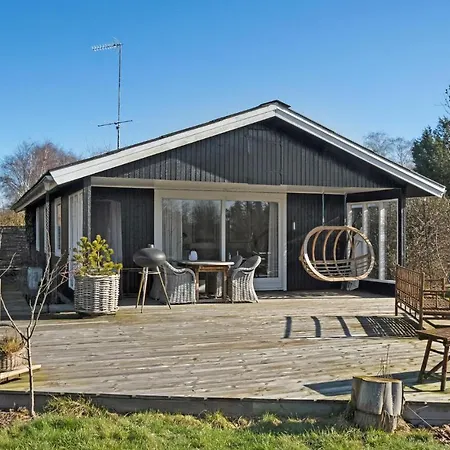 Vakantiehuis Beautiful In With Wifi And 3 Bedrooms *