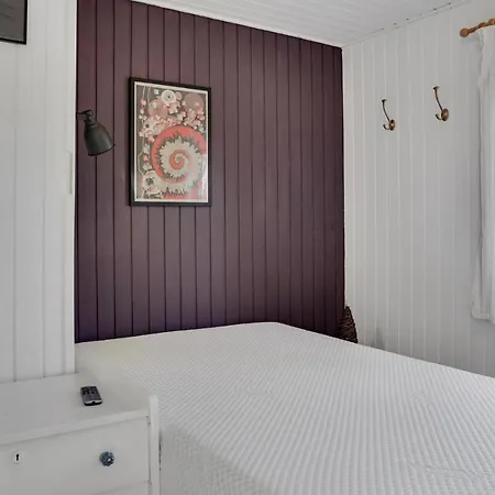 Beautiful In With Wifi And 3 Bedrooms *