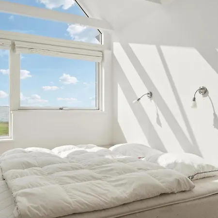 بيت للعطل 3 Bedroom In *